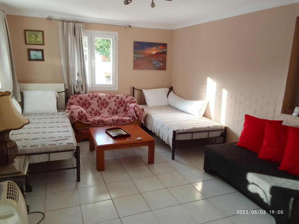 Antonia Family House Near Airport Apartment Porto Rafti Exterior photo